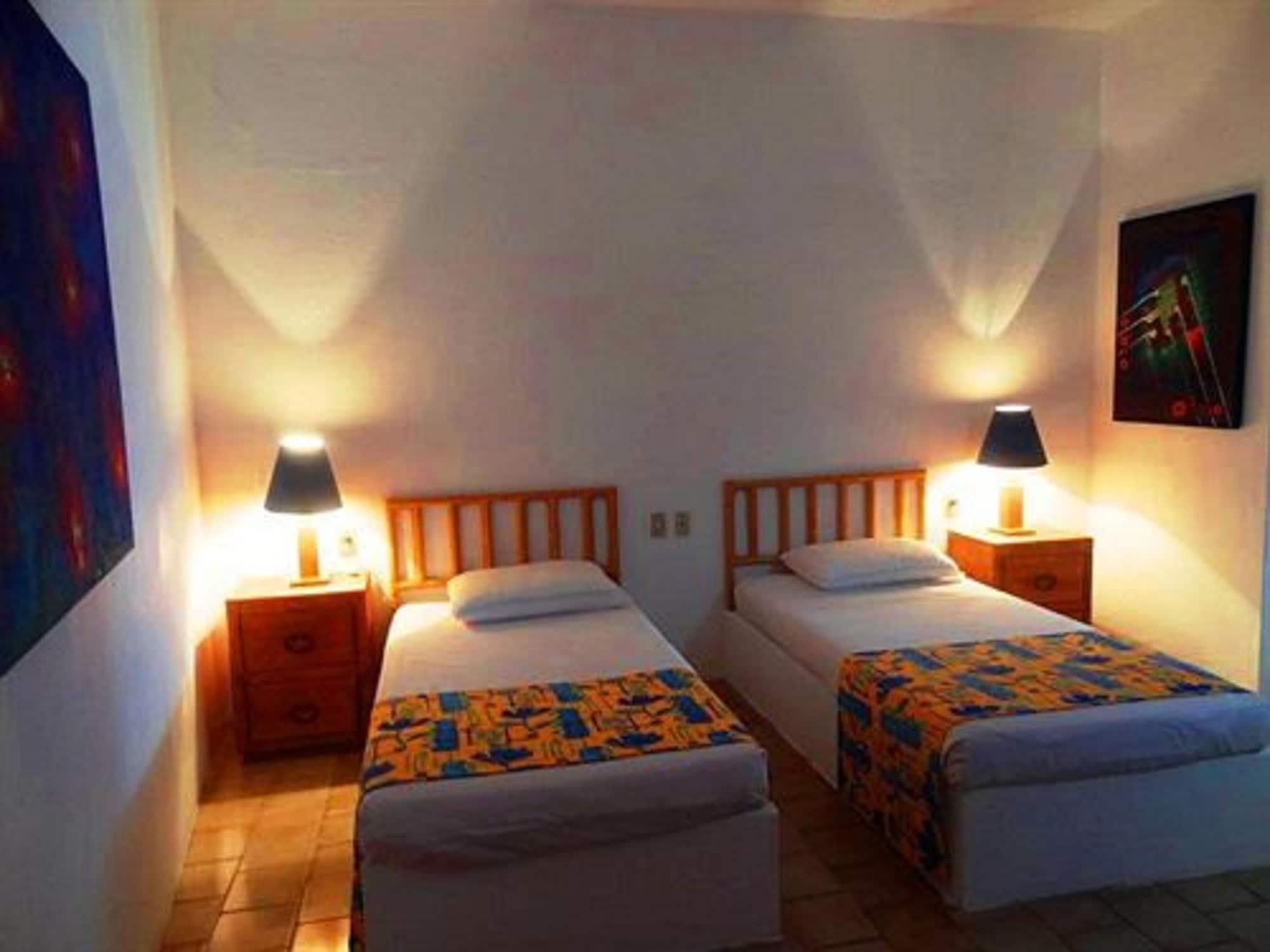 เอมเปราดอร์ บายาร์ตา บีชฟรอนต์ โฮเต็ล แอนด์ สวีท Hotel ปูแอร์โตบาญาร์ตา ภายนอก รูปภาพ
