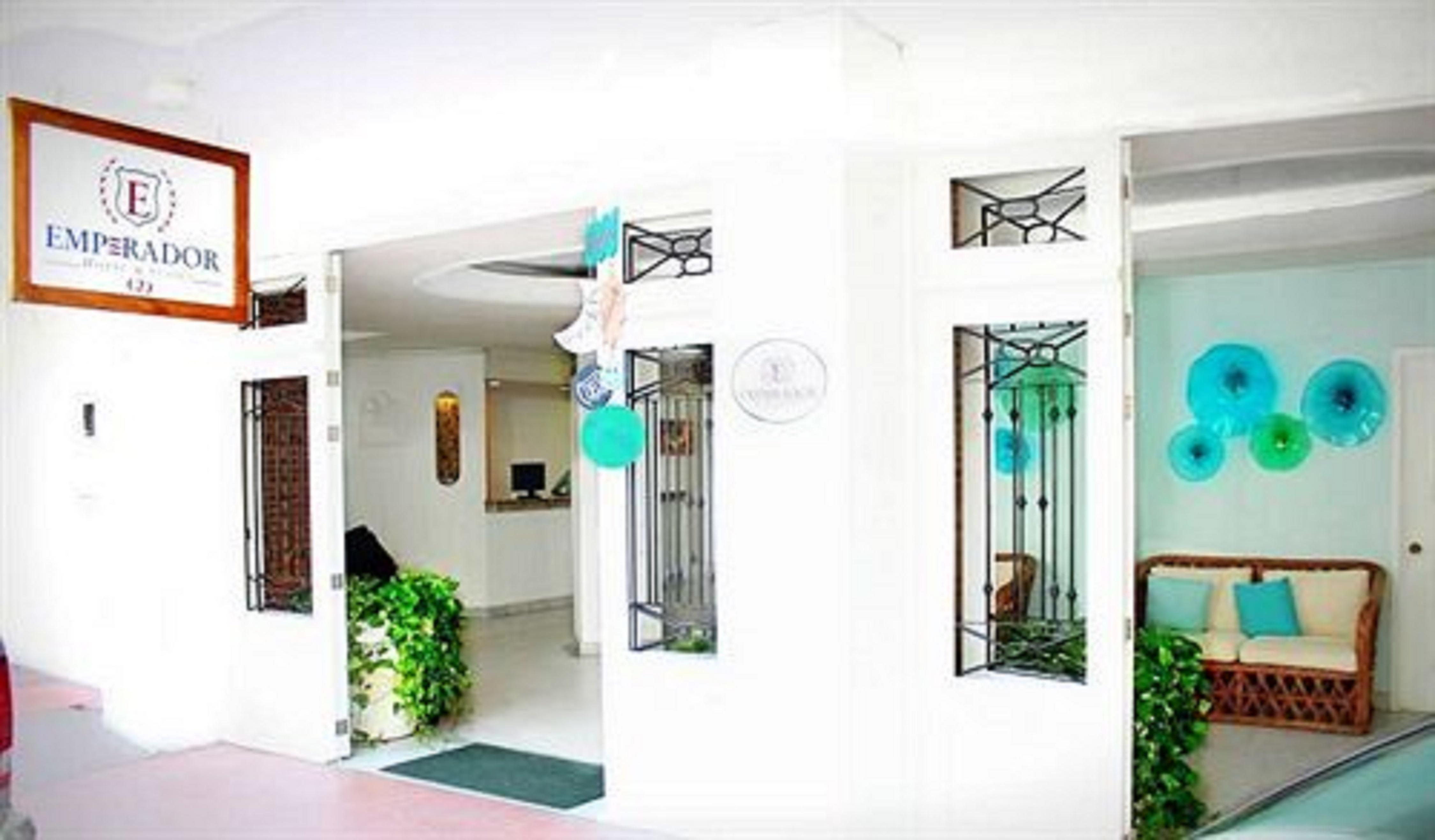 เอมเปราดอร์ บายาร์ตา บีชฟรอนต์ โฮเต็ล แอนด์ สวีท Hotel ปูแอร์โตบาญาร์ตา ภายนอก รูปภาพ