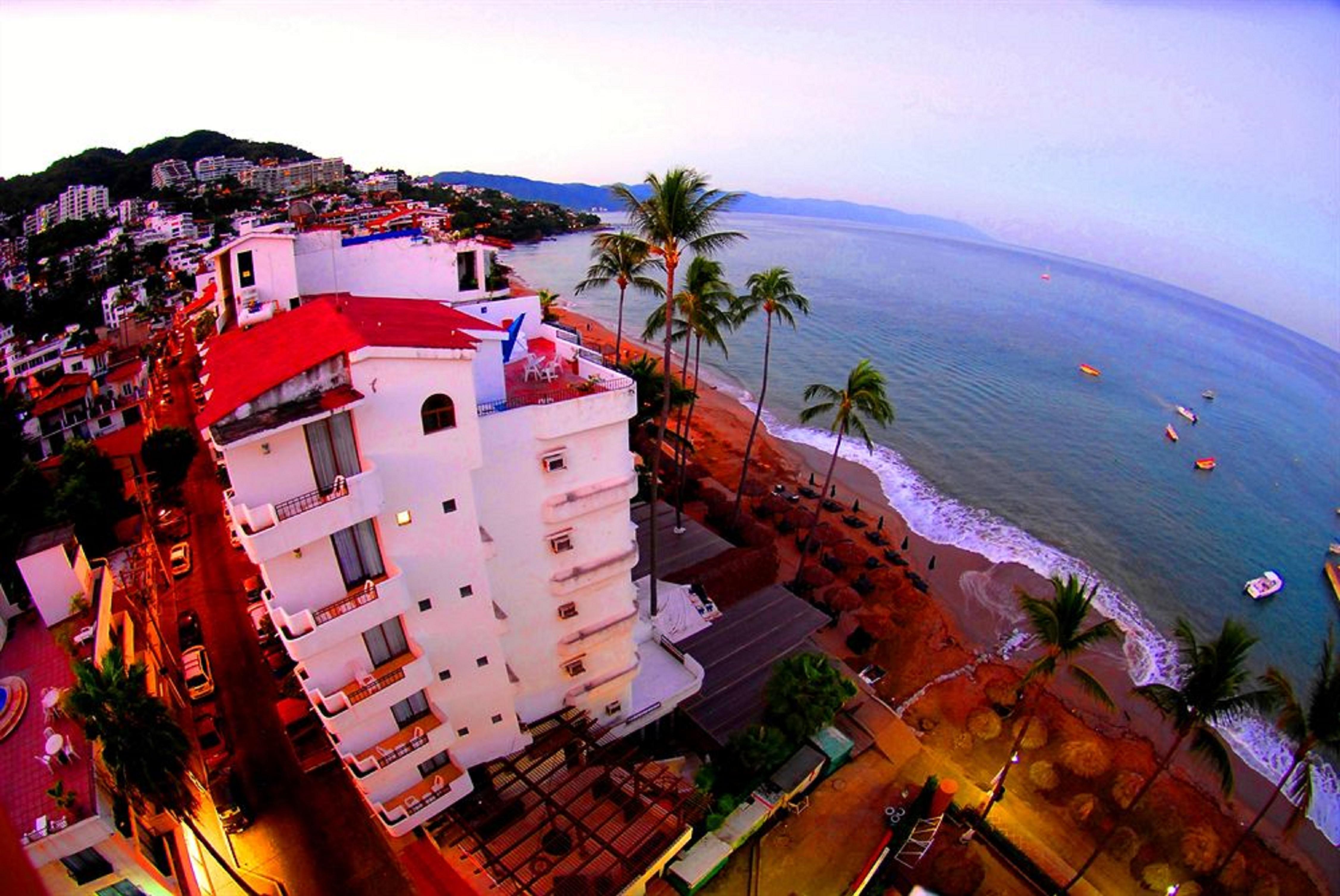 เอมเปราดอร์ บายาร์ตา บีชฟรอนต์ โฮเต็ล แอนด์ สวีท Hotel ปูแอร์โตบาญาร์ตา ภายนอก รูปภาพ