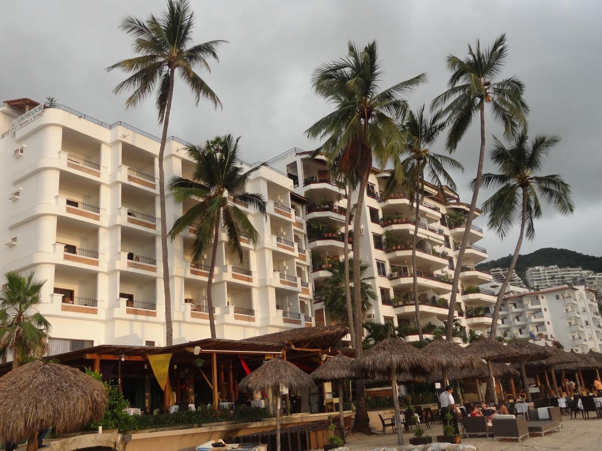 เอมเปราดอร์ บายาร์ตา บีชฟรอนต์ โฮเต็ล แอนด์ สวีท Hotel ปูแอร์โตบาญาร์ตา ภายนอก รูปภาพ