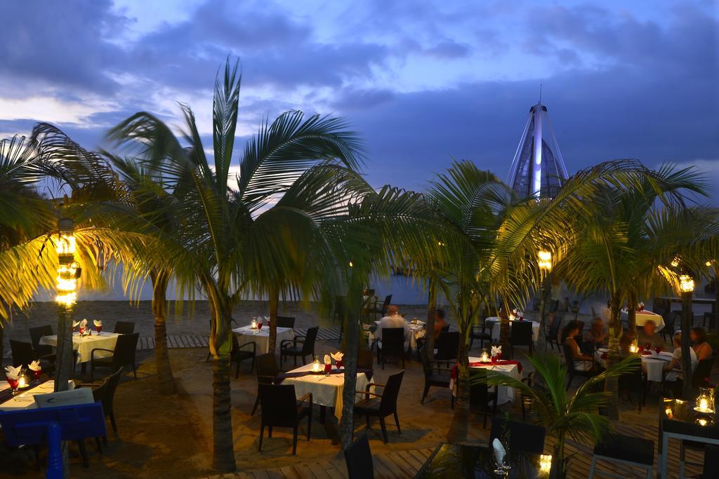 เอมเปราดอร์ บายาร์ตา บีชฟรอนต์ โฮเต็ล แอนด์ สวีท Hotel ปูแอร์โตบาญาร์ตา ภายนอก รูปภาพ