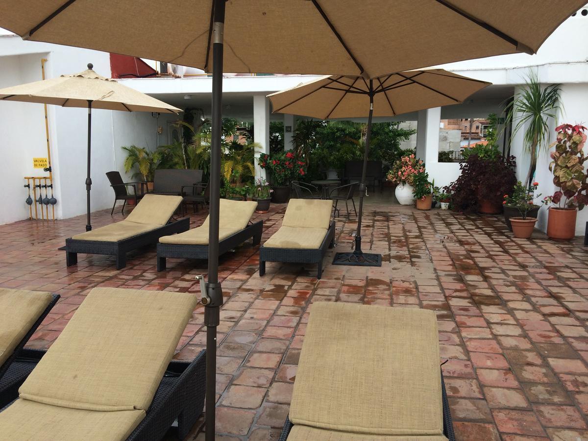 เอมเปราดอร์ บายาร์ตา บีชฟรอนต์ โฮเต็ล แอนด์ สวีท Hotel ปูแอร์โตบาญาร์ตา ภายนอก รูปภาพ